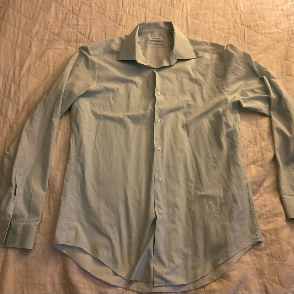 Calvin Klein Slim Fit men’s L light Blue Dress shirt 100% cotton business